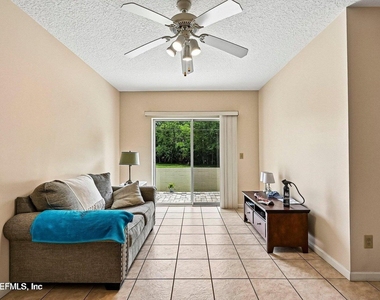 825 Anastasia Boulevard - Photo Thumbnail 3