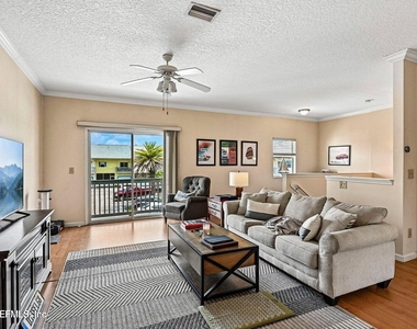 825 Anastasia Boulevard - Photo Thumbnail 7