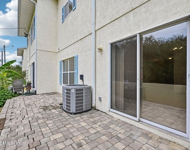 825 Anastasia Boulevard - Photo Thumbnail 6