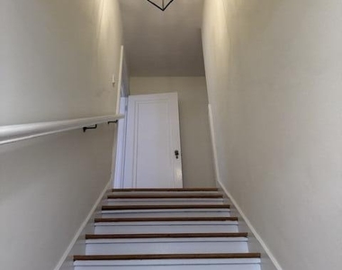 3522 Pine Street - Photo Thumbnail 2