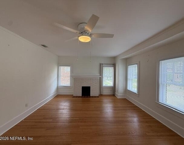 3522 Pine Street - Photo Thumbnail 5