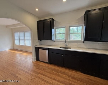 3522 Pine Street - Photo Thumbnail 12
