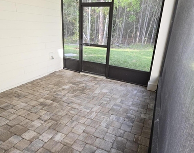 757 Blind Oak Circle - Photo Thumbnail 11