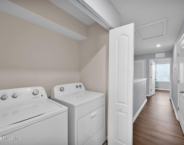 2888 Black Buck Circle - Photo Thumbnail 22