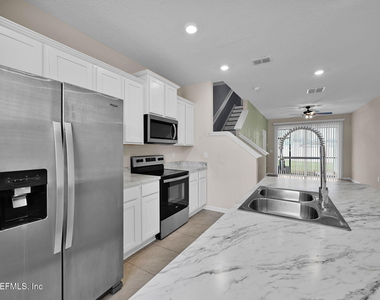 2888 Black Buck Circle - Photo Thumbnail 4