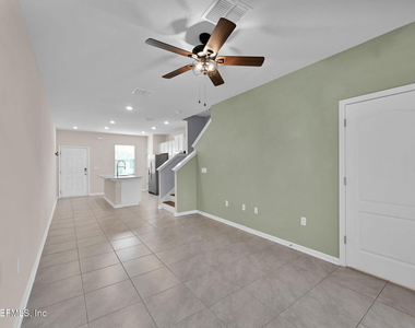 2888 Black Buck Circle - Photo Thumbnail 14