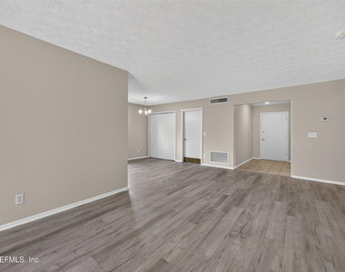 1083 Stokes Street - Photo Thumbnail 7