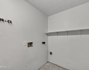 1083 Stokes Street - Photo Thumbnail 25