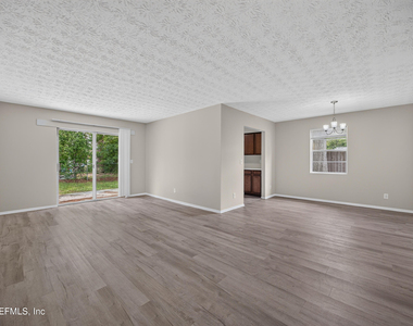1083 Stokes Street - Photo Thumbnail 4