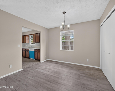 1083 Stokes Street - Photo Thumbnail 8
