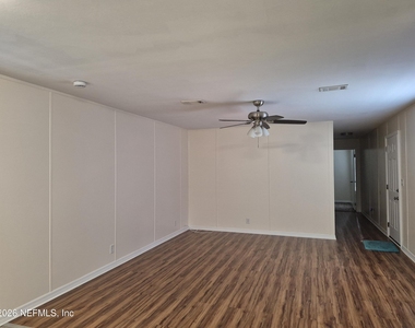 5450 Normandy Acres Drive - Photo Thumbnail 3