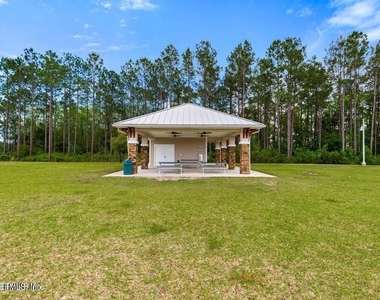 260 Brandon Lakes Drive - Photo Thumbnail 75