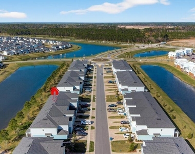 260 Brandon Lakes Drive - Photo Thumbnail 45