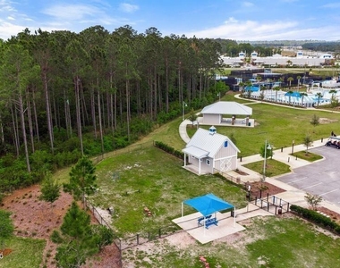 260 Brandon Lakes Drive - Photo Thumbnail 77