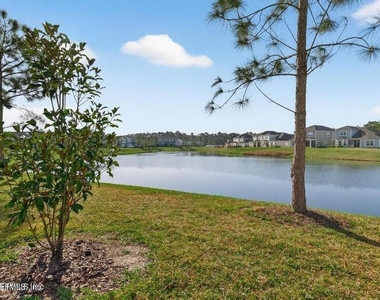260 Brandon Lakes Drive - Photo Thumbnail 37