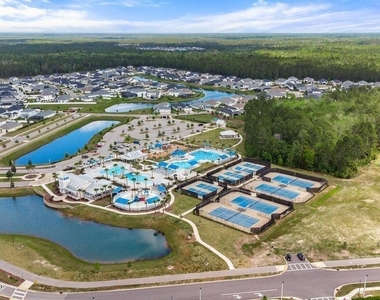 260 Brandon Lakes Drive - Photo Thumbnail 83