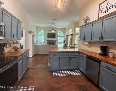 1484 Wild Iris Lane - Photo Thumbnail 8