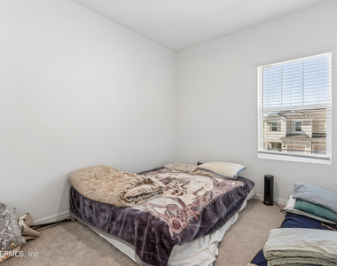 348 Anthony Drive - Photo Thumbnail 8