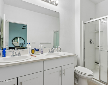 348 Anthony Drive - Photo Thumbnail 7
