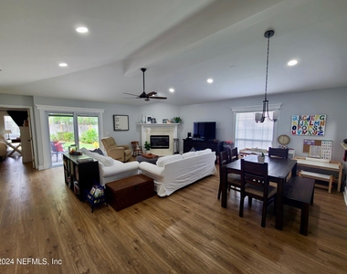 1150 Nesting Eagles Lane - Photo Thumbnail 4