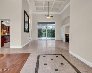 2662 Country Side Drive - Photo Thumbnail 4