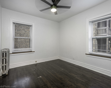 5459 S Ingleside Avenue - Photo Thumbnail 12