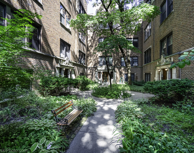 5459 S Ingleside Avenue - Photo Thumbnail 1