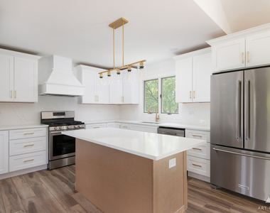 1170 Mccarthy Road - Photo Thumbnail 9