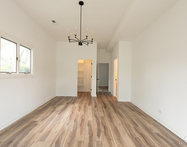 1170 Mccarthy Road - Photo Thumbnail 27