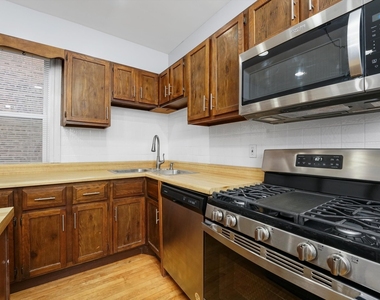 4128 W School Street - Photo Thumbnail 10