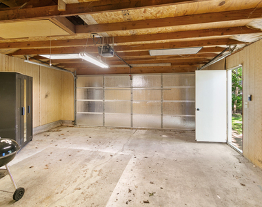502 E High Street - Photo Thumbnail 11