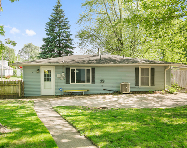502 E High Street - Photo Thumbnail 12