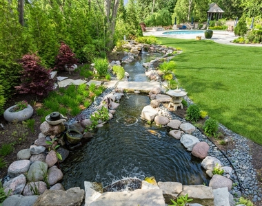 570 Hathaway Circle - Photo Thumbnail 54