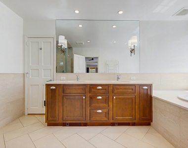 570 Hathaway Circle - Photo Thumbnail 17