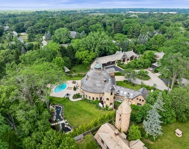 570 Hathaway Circle - Photo Thumbnail 58