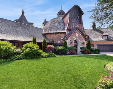 570 Hathaway Circle - Photo Thumbnail 1