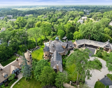 570 Hathaway Circle - Photo Thumbnail 47