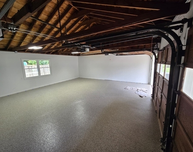 5522 Pershing Avenue - Photo Thumbnail 26