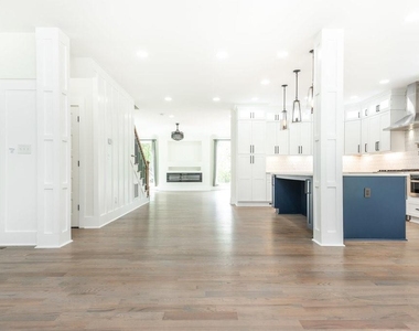 4056 Ashford Dunwoody Road Ne - Photo Thumbnail 14