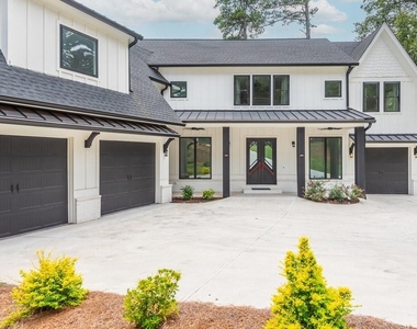 4056 Ashford Dunwoody Road Ne - Photo Thumbnail 7