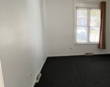 13841 Forest Avenue - Photo Thumbnail 7