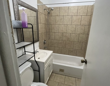 13841 Forest Avenue - Photo Thumbnail 2