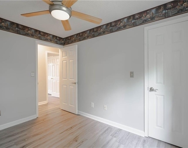 3158 Parfait Place - Photo Thumbnail 29