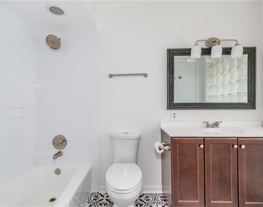346 Carpenter Drive - Photo Thumbnail 29