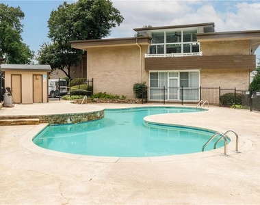 346 Carpenter Drive - Photo Thumbnail 52