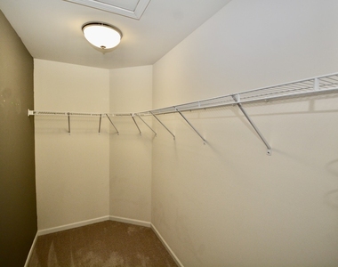 2953 Madison Drive - Photo Thumbnail 10