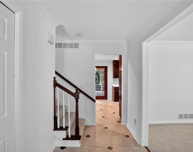 447 Cove Drive - Photo Thumbnail 1