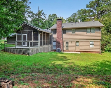 447 Cove Drive - Photo Thumbnail 19