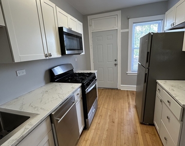 5735 W Wellington Avenue - Photo Thumbnail 4