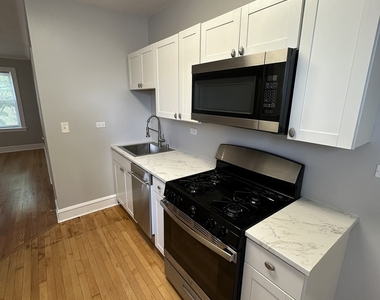 5735 W Wellington Avenue - Photo Thumbnail 6
